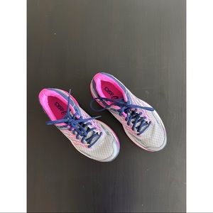ASICS sneakers size 7.